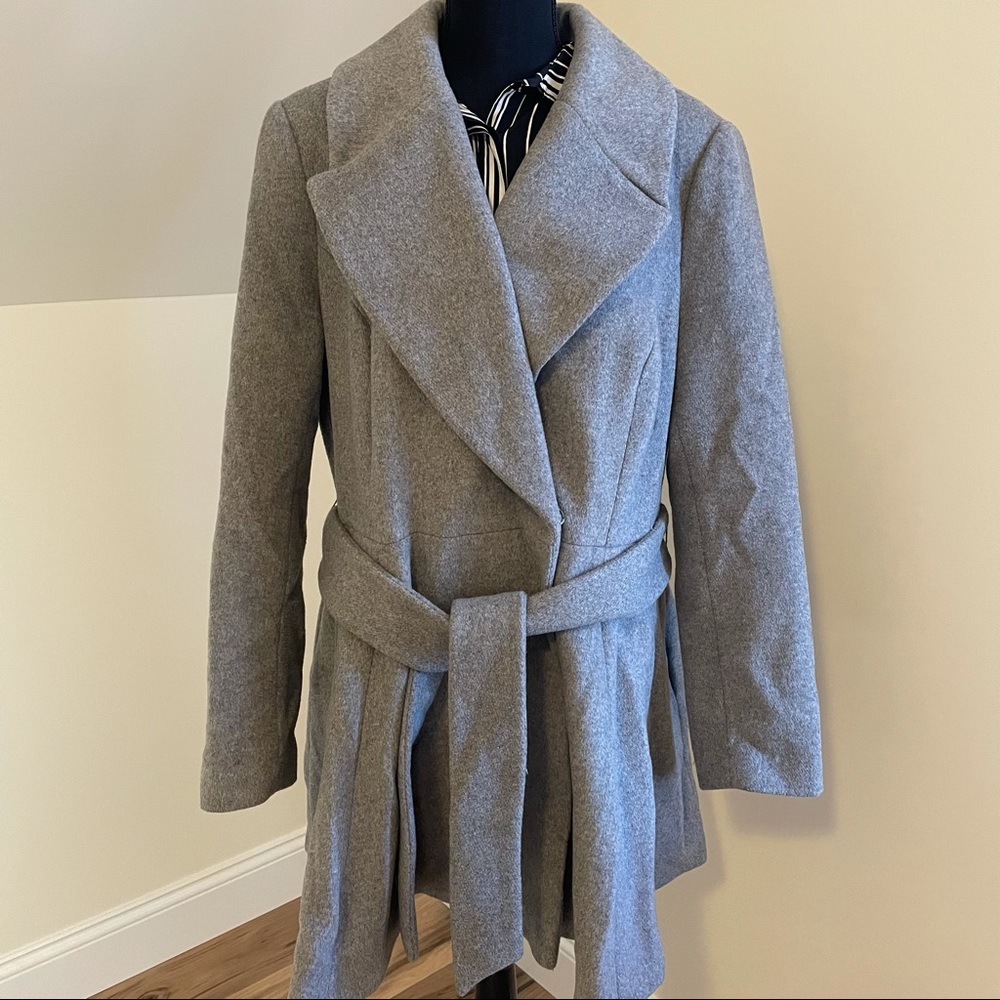 ASOS COAT JACKET US 14 GRAY PEPLUM SWING CHIC BELTED BUTTON CLOSURE MINT COND - Picture 4 of 14